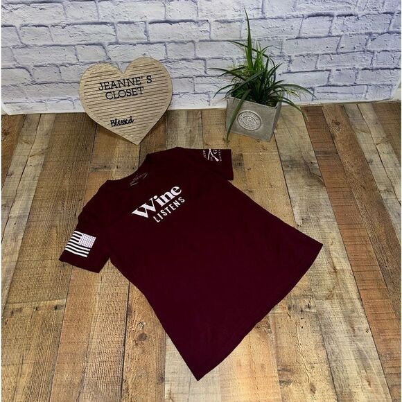 Grunt Style Women's Wine Listens Crewneck T-Shirt - Picture 6 of 11